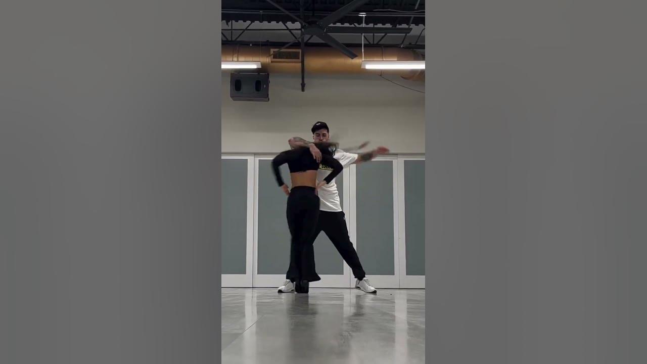 BAILE INoLVIDABLE-Bad Bunny |Tiktok Trend [tiktok:@salsaconh]