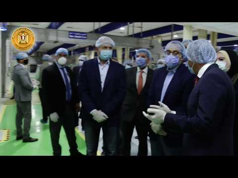 جولة رئيس الوزراء في مصنعين بمدينة السادس من أكتوبر