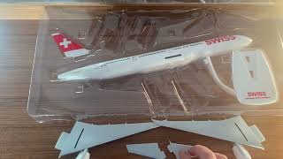 Unboxing Herpa snap fit 1:200 Swiss Boeing 777