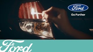 видео: Как поменять лампу заднего фонаря | Ford Russia картинка: Как поменять лампу заднего фонаря | Ford Russia