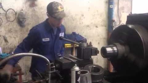 Threading drill pipe