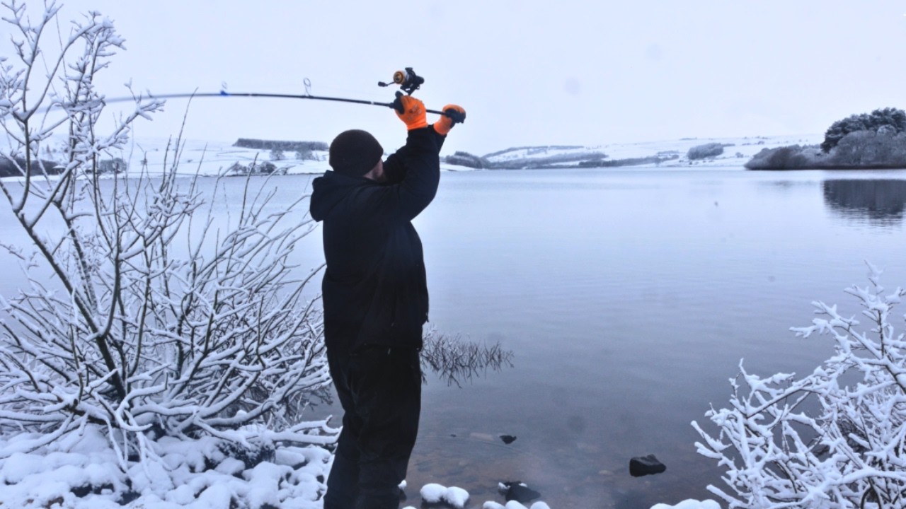 Fishing in a Snowstorm | ASMR Nature Sounds