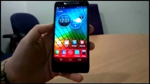 Motorola Razr I hands-on video review