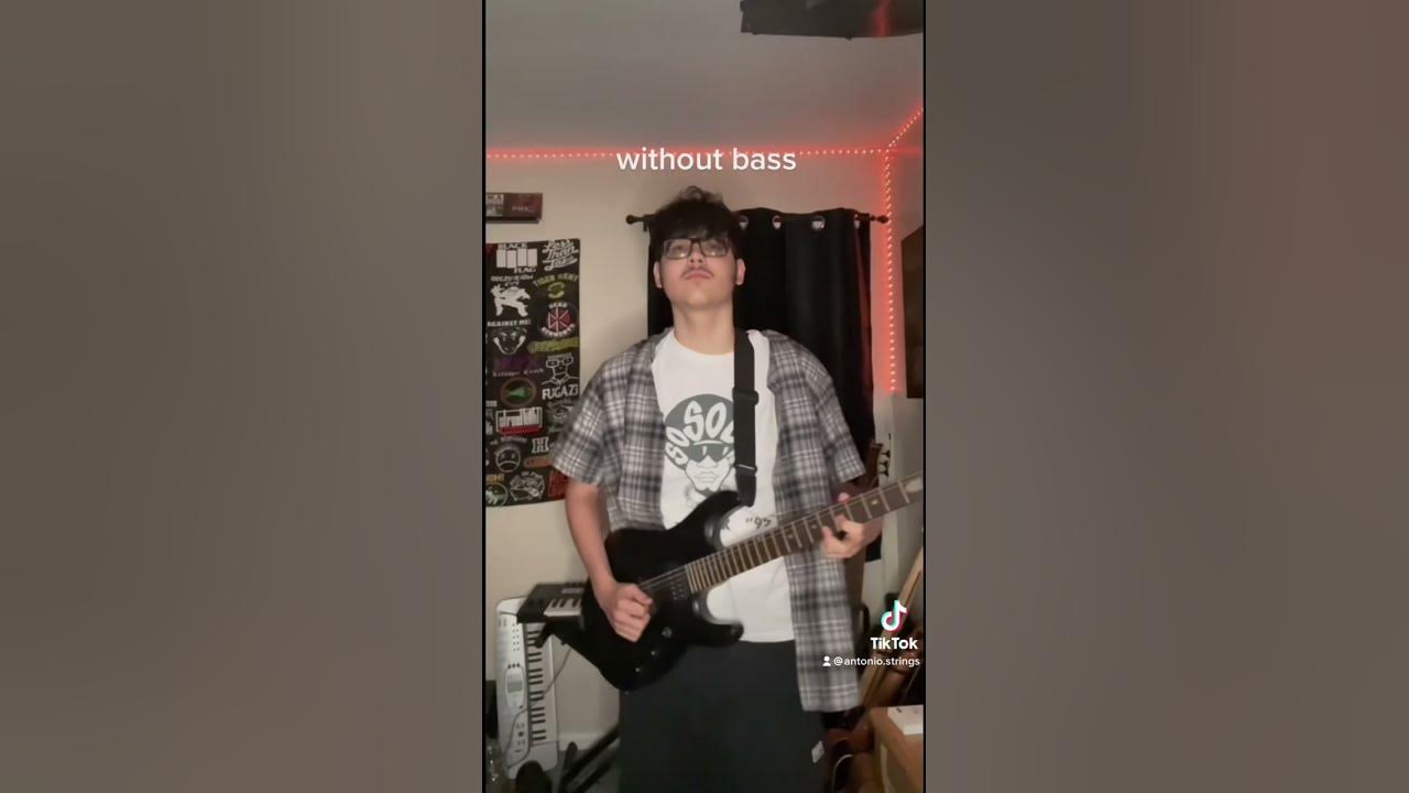 SMELLS LIKE TEEN SPIRIT WITH NO BASS?! #bassguitar #nirvana #music #guitar #bassist