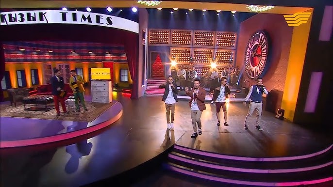 Доптары бар қыздардың бейнелері