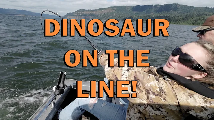 Epic OVERSIZE STURGEON fishing on the Columbia River!! Four fish landed!!