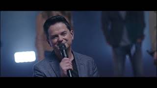 Video thumbnail of "DANILO MONTERO Y LAKEWOOD MUSIC - AQUI ESTOY"