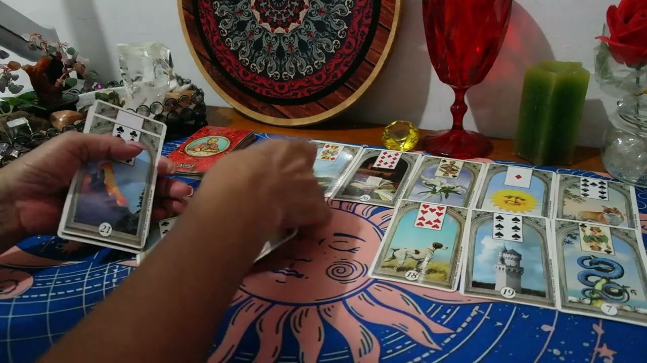 Me Afastei. Ele (A) Está Triste? - Tarot