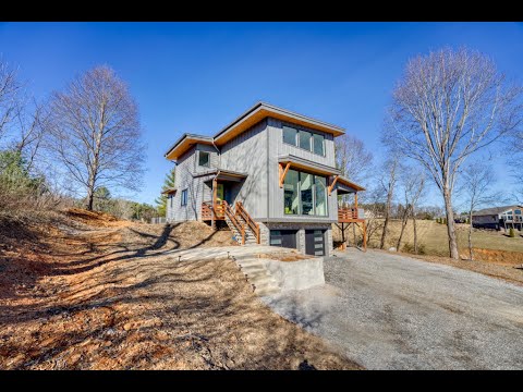 22 Lara Drive | Mills River, NC