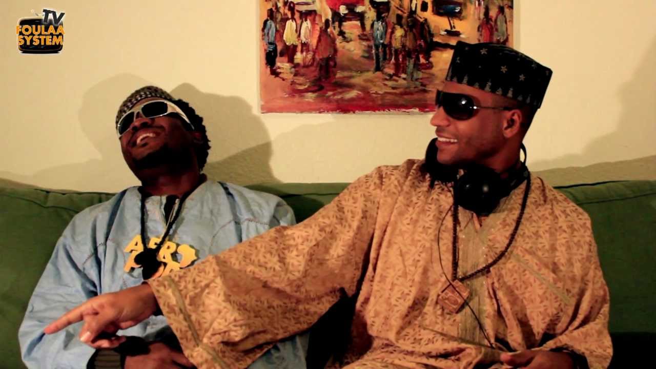 Afrikaner lachen immer - TV Foulaa System - YouTube