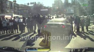 ВИДЕО наезда в Киеве: наглый водитель Toyota Camry таранит пешеходов