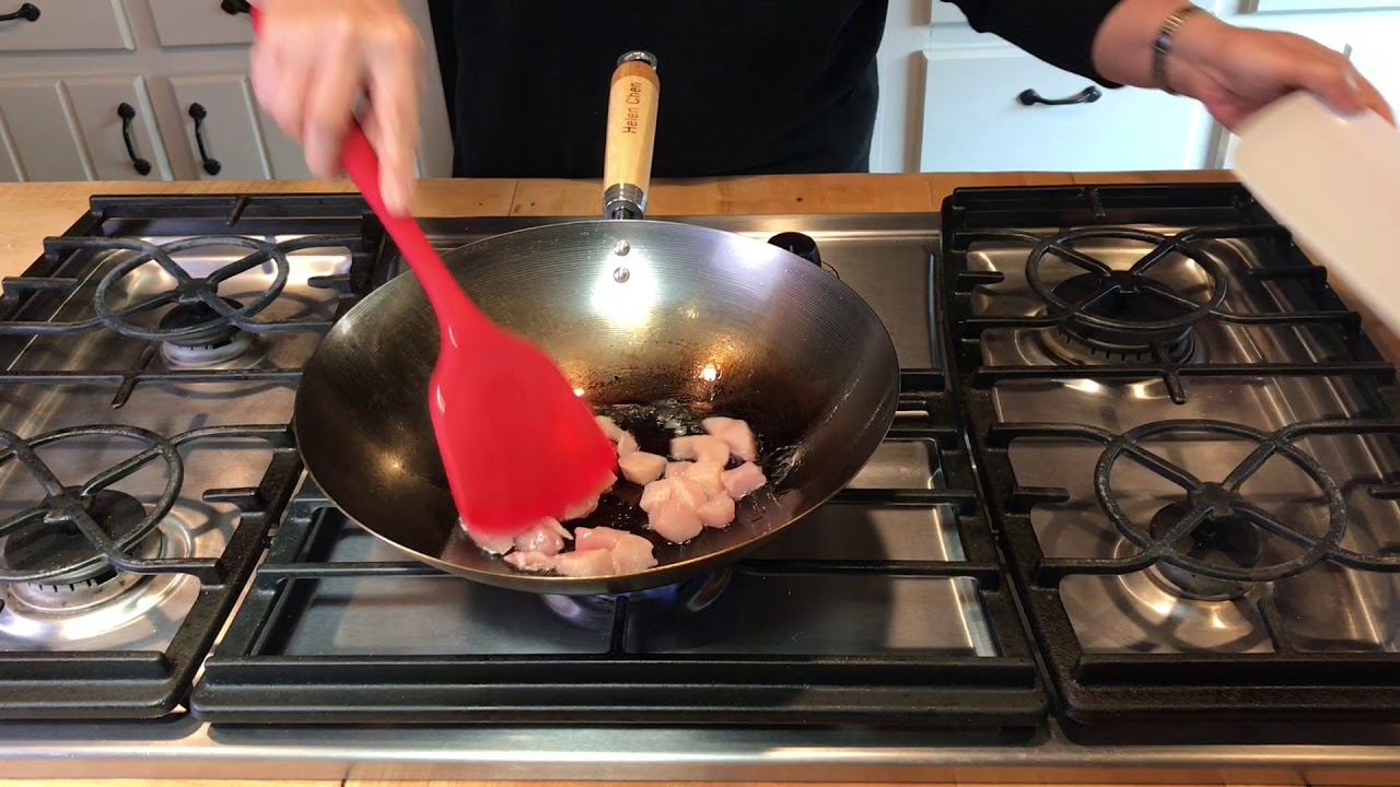 Wok - 12" Carbon Steel Stir Fry Pan Wok - Helen Chen's Asian Kitchen