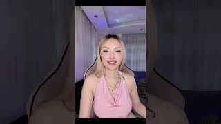 Sweet girl soft smiles 🥰🌸 #2110 #livestream #beautiful screenshot 3