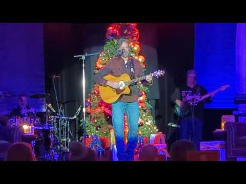 Darryl Worley performs