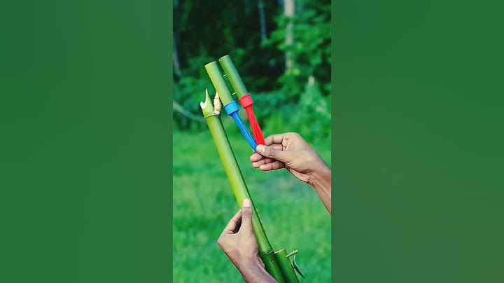 DIY Bamboo Creations with two Colour Balloons Slingshots #Diy #Bamboo #Slingshots #Diy