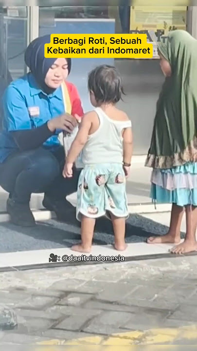 Berbagi Roti, Sebuah Kebaikan dari Indomaret #shorts #viralshorts #trending #berbagikebaikan