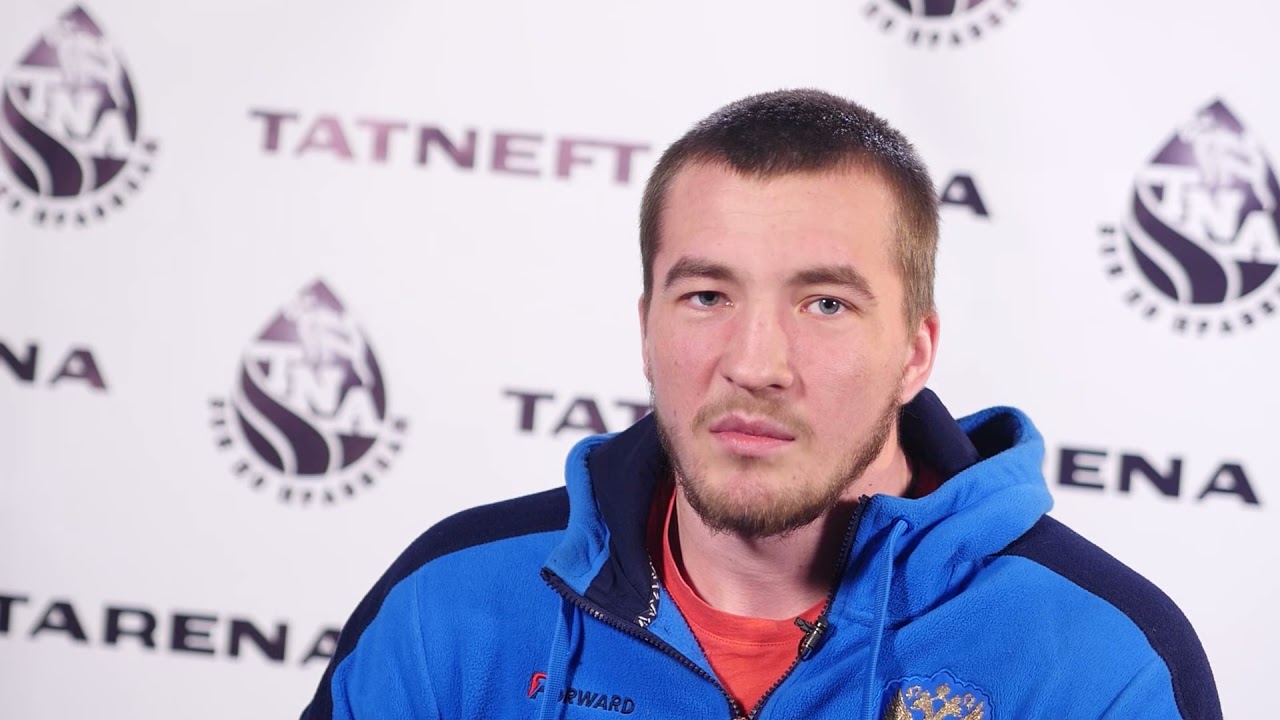 Ұйықтап жатқан тәте порно видео Барлық Аня Алтын порно