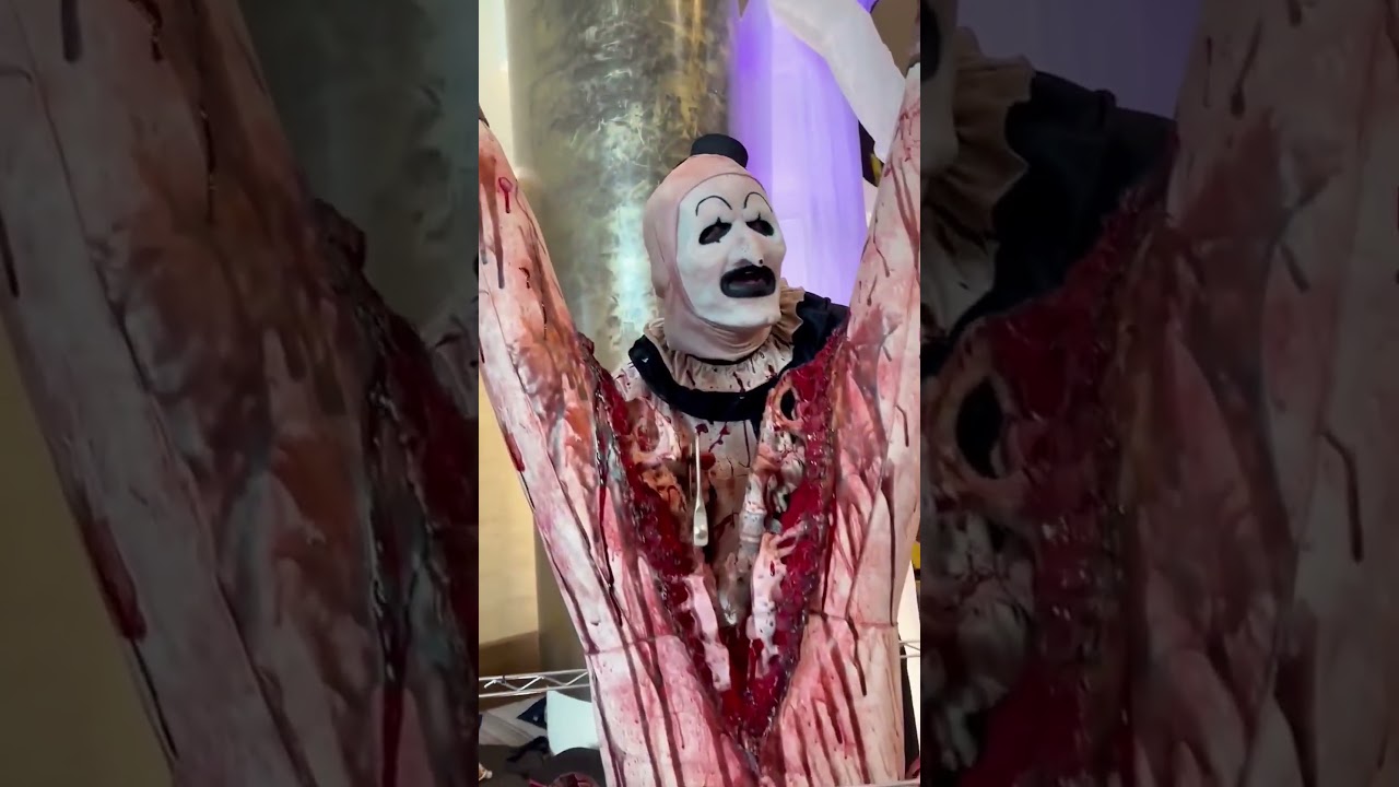 Art the Clown at Spooky Empire #arttheclown #terrifier #horrormovies #cosplay #spookyempire #spooky