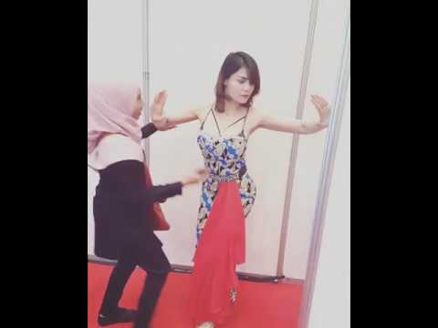 Dj butterfly - melorot dadanya keliatan(11)