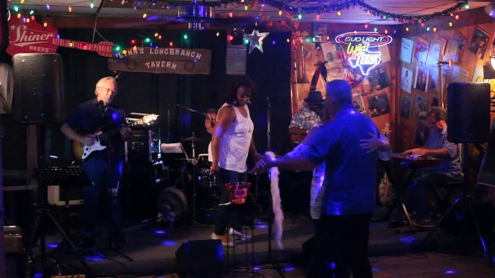 Janice Spivey Performs at Lynn's Longbranch Saloon...