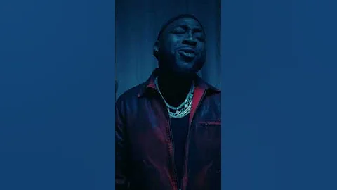 OFFA ME MUSIC VIDEO IS OUT NOW!!! Go check it!! 5️⃣🤎🎬🎥@victoriamonet