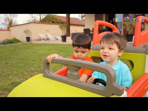 Игровой центр Автомобиль путешественника с горкой, Smoby 840205
