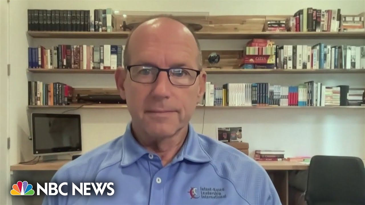 Former Navy captain on Titanic submersible rescue: ‘The odds are pretty low’