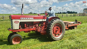 Kolik koní má Farmall 460?