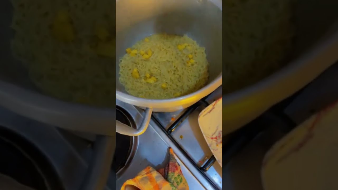 How To Cook Noodles With Plantain Flavour