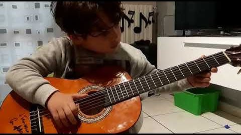 Francesco ed il suo primo pezzo🎸