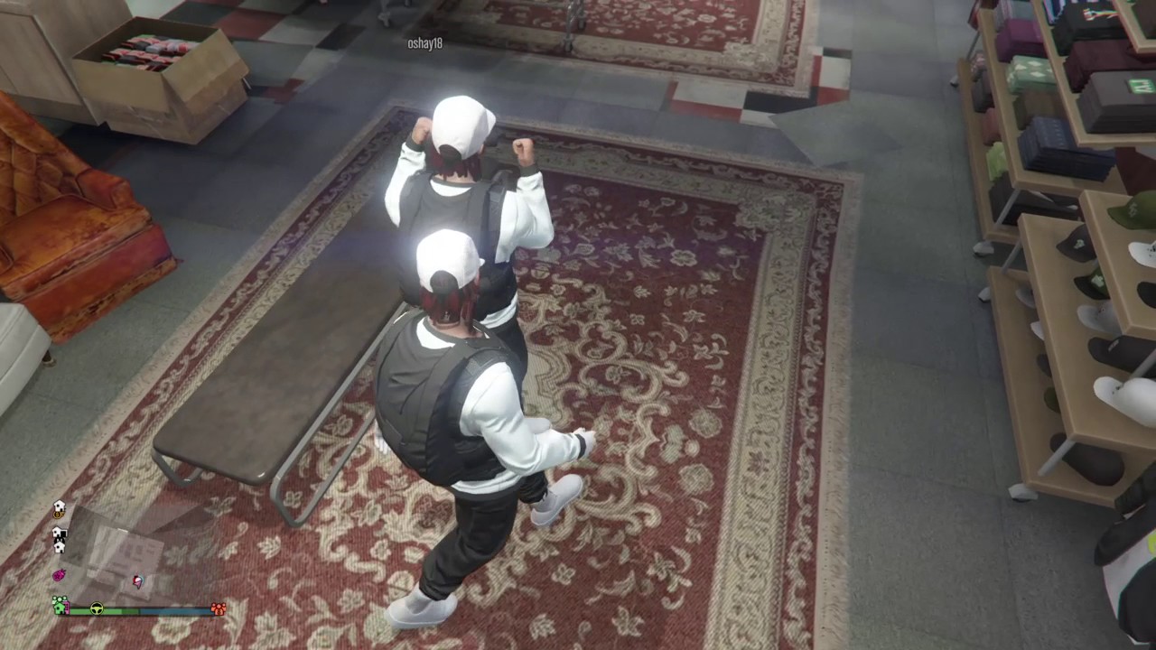 GTA ONLINE- FIRST OUTFIT TUTORIAL [1.38] - YouTube