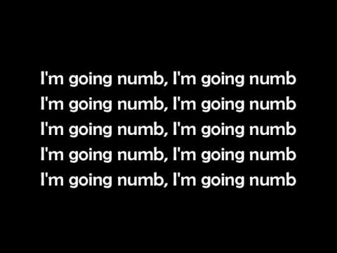 Rihanna (+) Numb (Feat. Eminem)