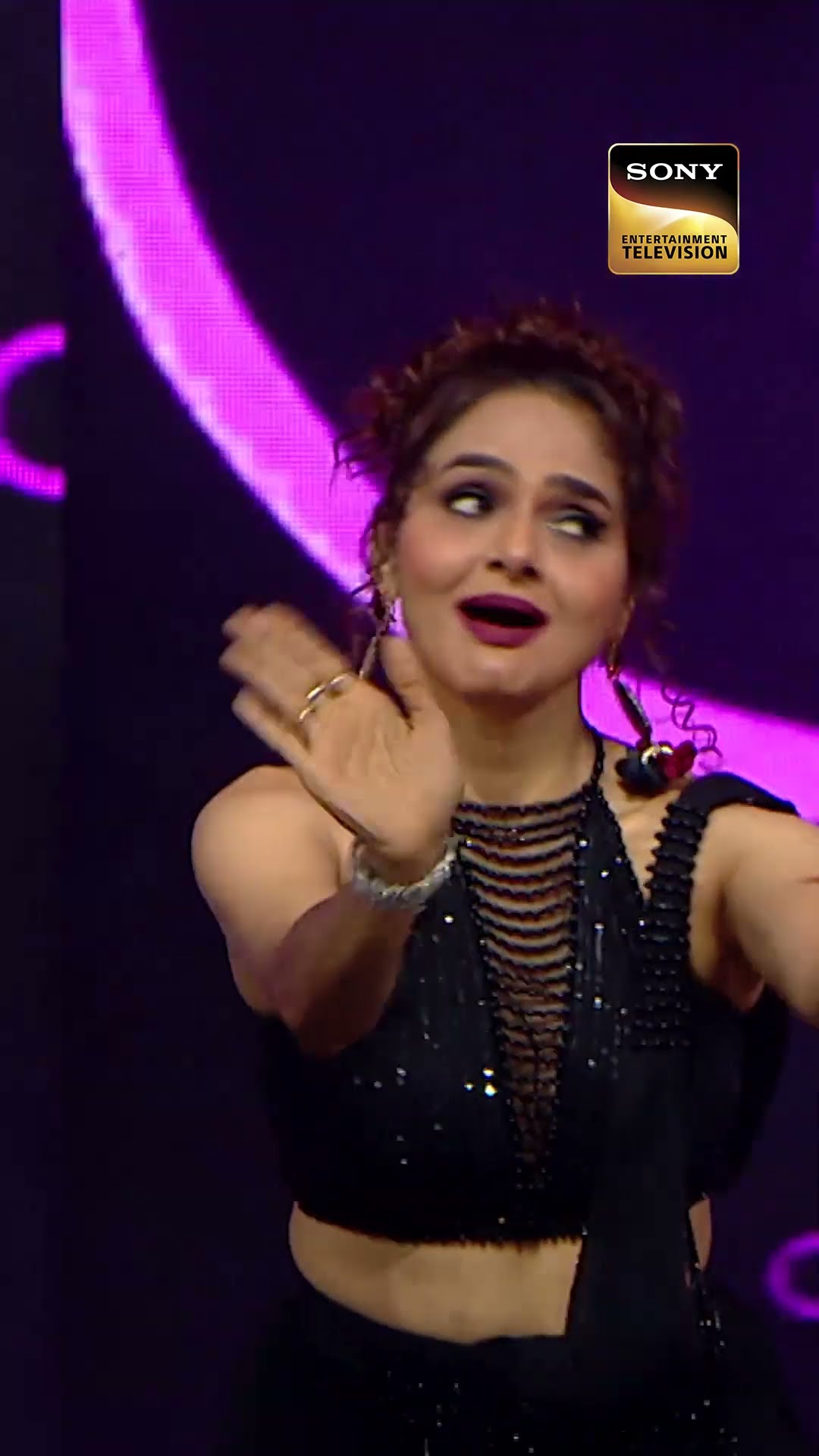 'Maine Pyar Tumhi' Par Iconic Madhoo Ka Dance?| Superstar Singer 3 | #superstarsingerseason3 #shorts