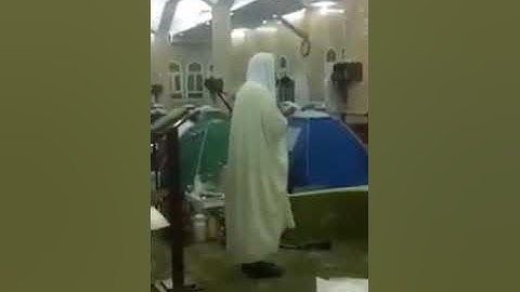 ● الشيخ احمد الحواش الله يرحمه يقرأ أواخر سورة الزمر