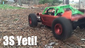 Axial Yeti 3S Jumping And Bashing - Axial Yeti Rock Racer