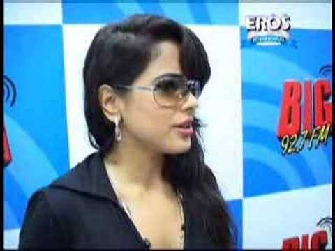 Sameera Reddy Promotes One Two Three at Big FM