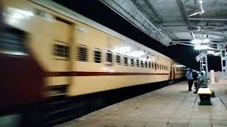 Uzhavan Express Crossing Manjathidal Station Caslys All In One