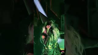 Hande Yenerin Halloween Temalı Konseri..