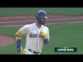 Jesse Winker hits huge Home Run to cut the lead down to 10-3