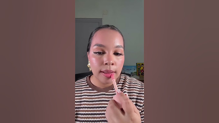Probando el gloss gigante #maquillaje #gloss #lipgloss