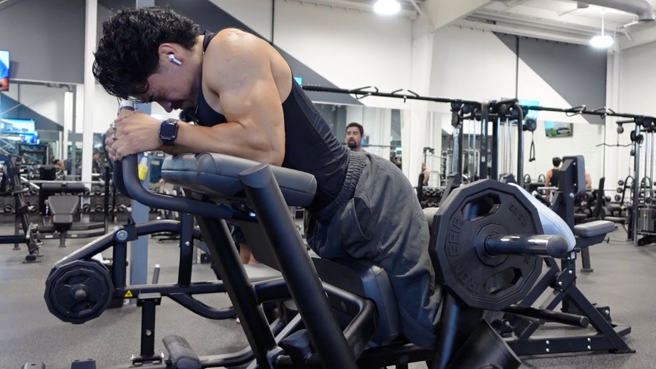 CARDIO SUCKS - 2 WEEKS OUT - YouTube