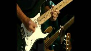 Steve Winwood & Eric Clapton - Little Wing (Hendrix) Live in Madison Square Garden 2009.avi chords