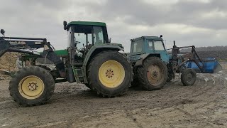 Грязная осень и дохлый олень. john deere 6810.