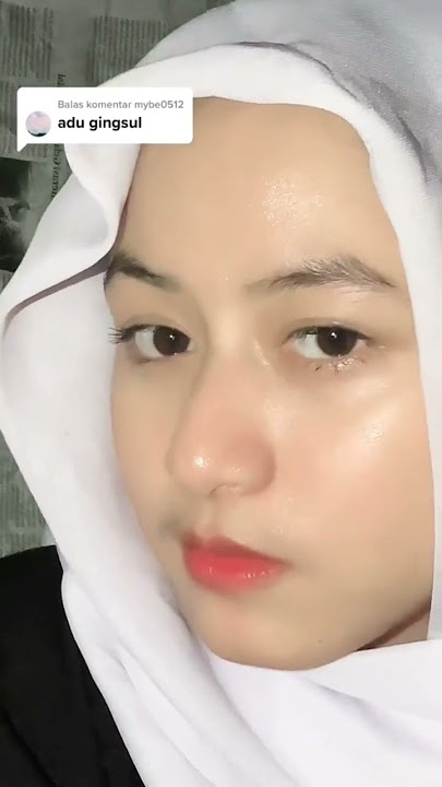 cewek gingsul kaya ada manis-manisnya