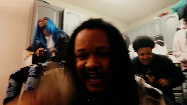 Ma'lika Bandss x  Bubby Wright - In My Bag (Offica...
