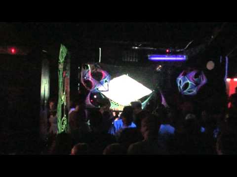 Jerryjedi - Live act 2/2 - Login Klub