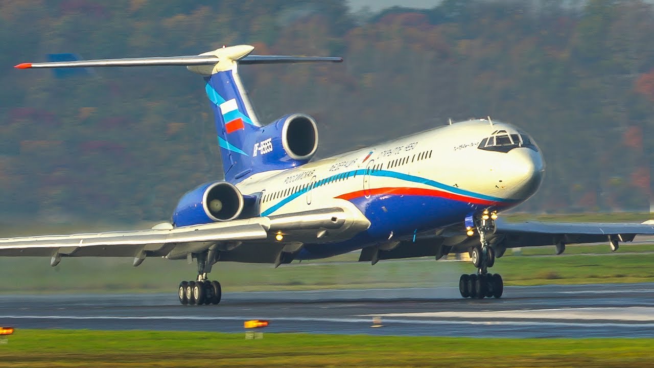 TUPOLEV TU-154 LANDING with OPEN REVERSERS before TOUCHDOWN + TU154 DEPARTURE (4K) - YouTube