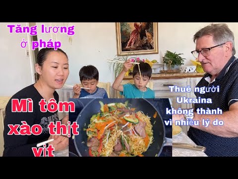 Video Ăn mì tôm xào thịt vịt ba cha con cực thích/thuê người... - youtube