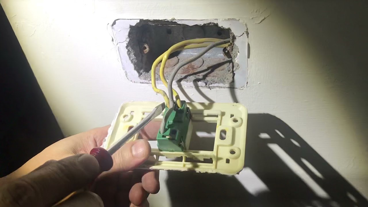 不求人系列』更換國際牌開關銀河系列- YouTube