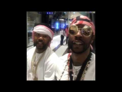2 Chainz "Spends $200K Cash At Mall In Dubai"